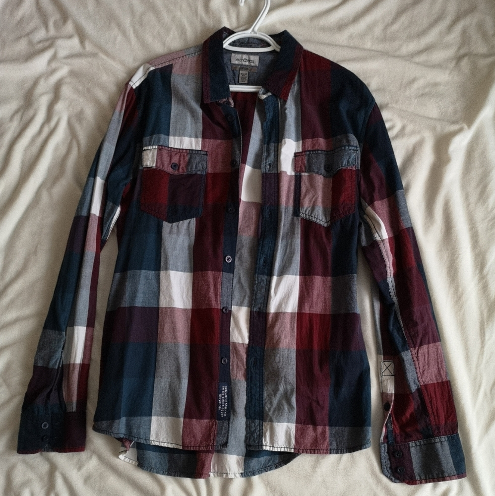 3/$25⭐Button up plaid shirt